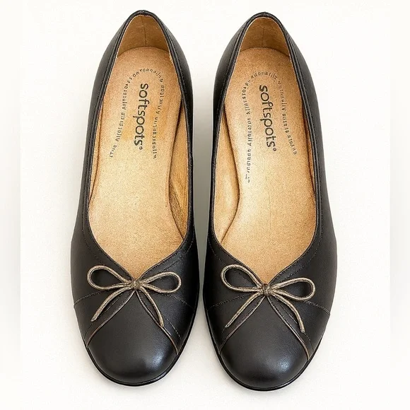 Softspots Brown Leather Heels 8.5W | Classic Round Toe Comfort Pumps - Picture 2 of 6